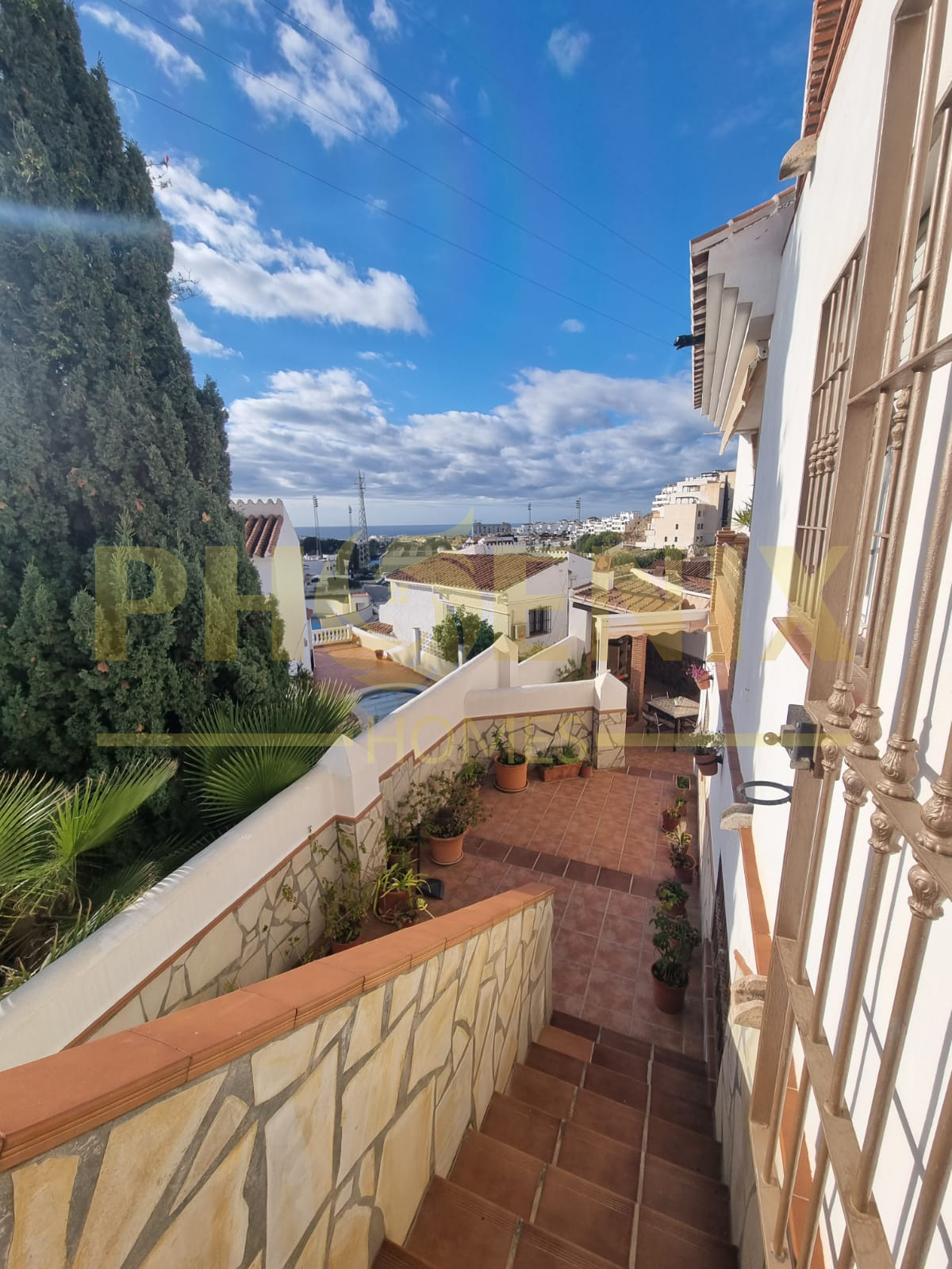 15-1705136924111-villa-al-andalus
